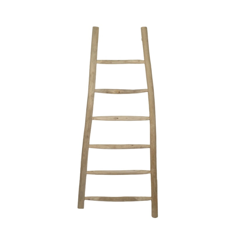 WOOD POLE LADDER